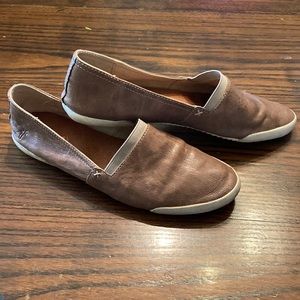 FRYE Melanie slip on loafers with athletic sole